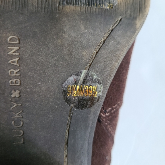 LUCKY BRAND BROWN suede ankle booties - Picture 8 of 8